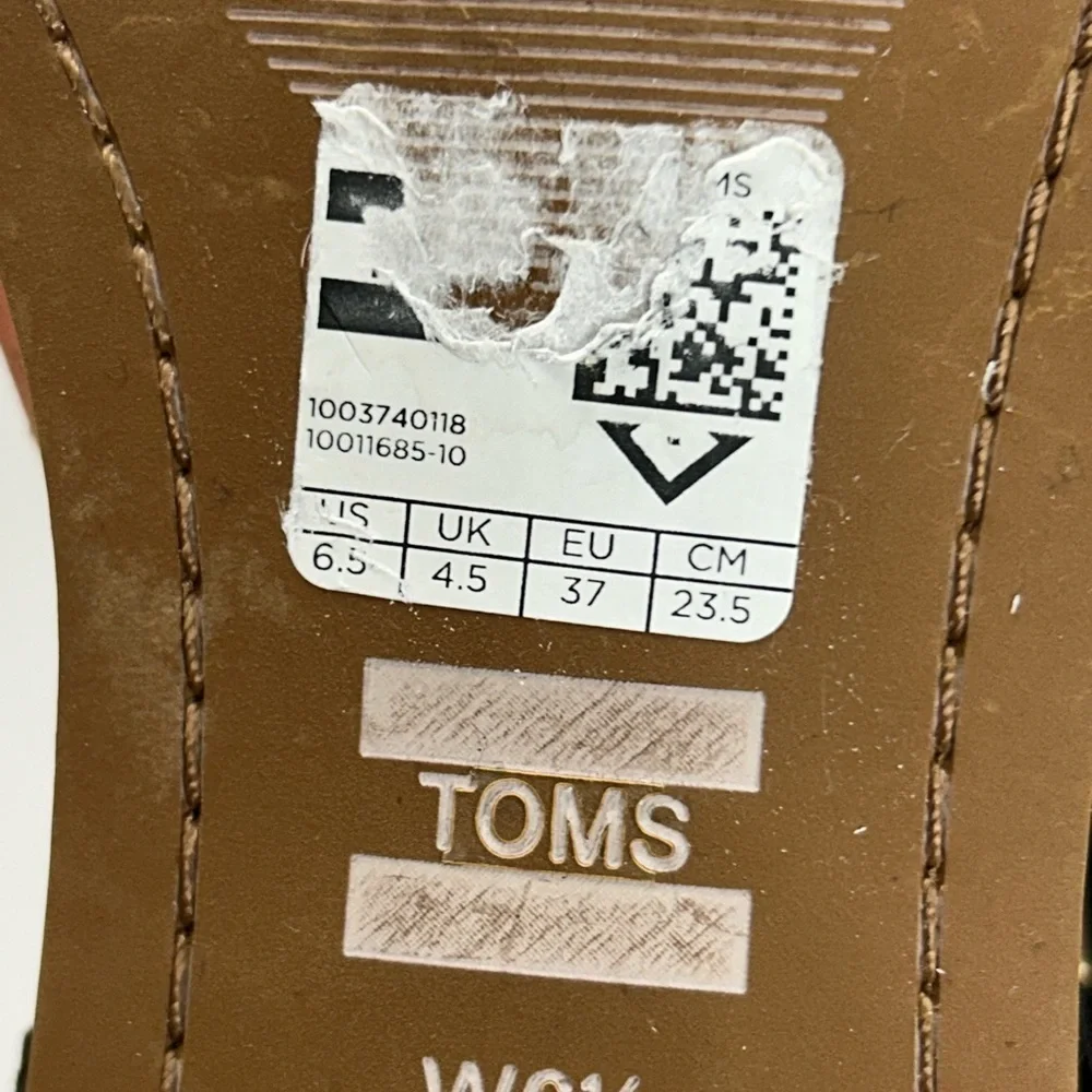 Toms Black and Tan Women's Sandals